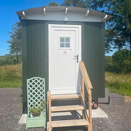 Blackthorn And Rose Shepherds Huts * Scribbagh